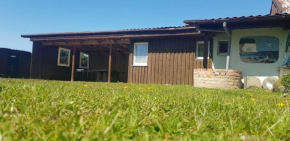 Wunderschönes Ferienhaus in Groß Schoritz mit Garten, Grill und Terrasse, Garz/Rügen